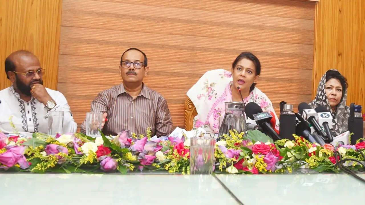 কাঁচাবাজারেও পলিথিন ব্যাগের ব্যবহার বন্ধ করা হবে