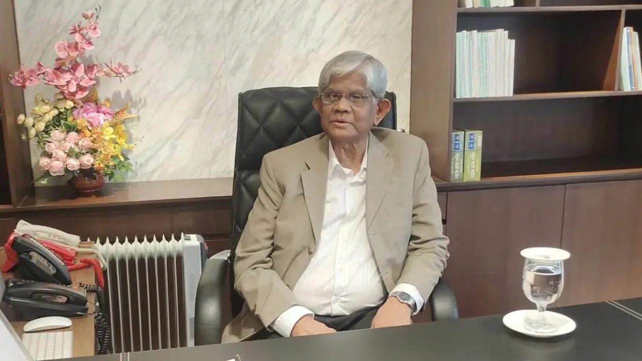 চলতি অর্থবছরে রপ্তানি আয়ের প্রবৃদ্ধির লক্ষ্যমাত্রা ১২.৪ শতাংশ