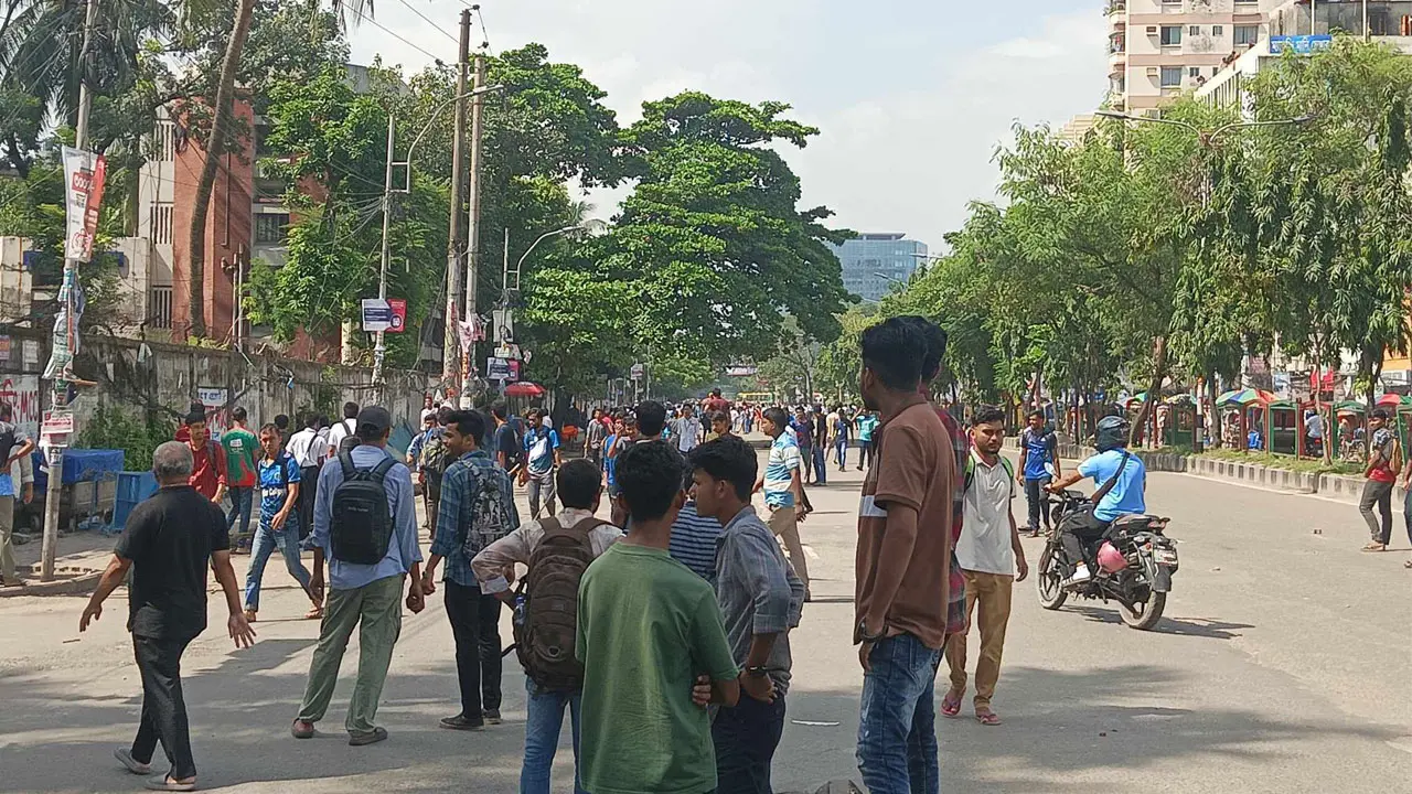 সায়েন্সল্যাবের পরিস্থিতি এখন শান্ত : পুলিশ