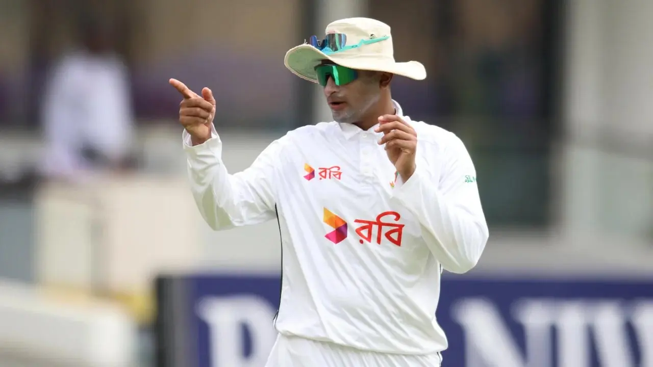 ভারতের বিপক্ষে শেষ টেস্টে সাকিব খেলবেন কি না জানাল বিসিবি