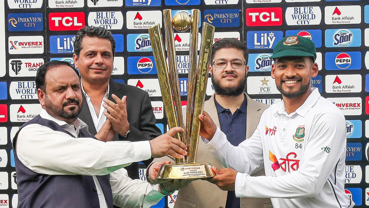 পাকিস্তানকে হারিয়ে ভারত সিরিজের বার্তা দিলেন শান্ত