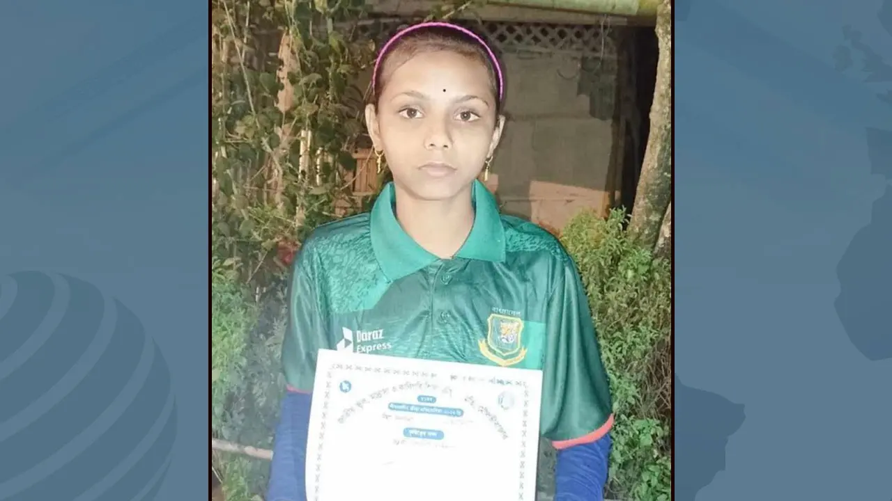 কিশোরী স্বর্ণার মরদেহ ফেরত দিল বিএসএফ