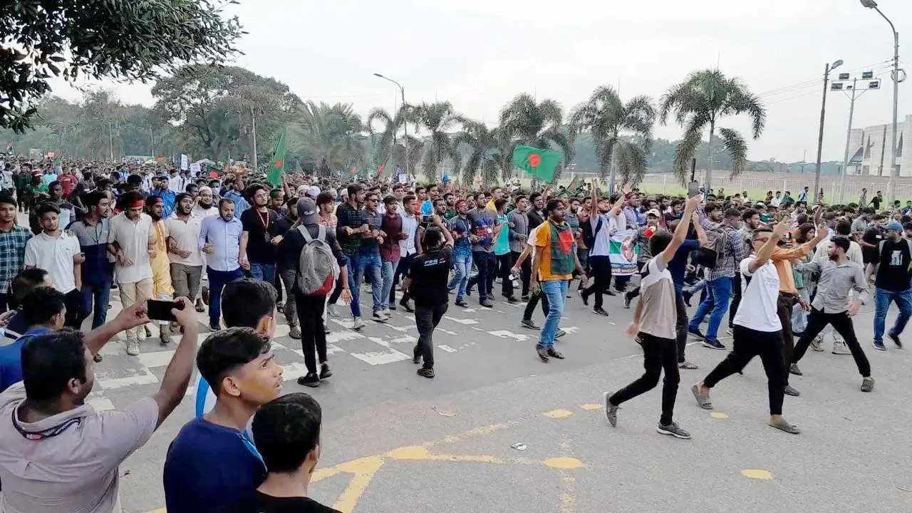 ছাত্র আন্দোলনে সংহতি : প্রবাসীদের বিপদে ফেলতে চেয়েছিল একটি চক্র