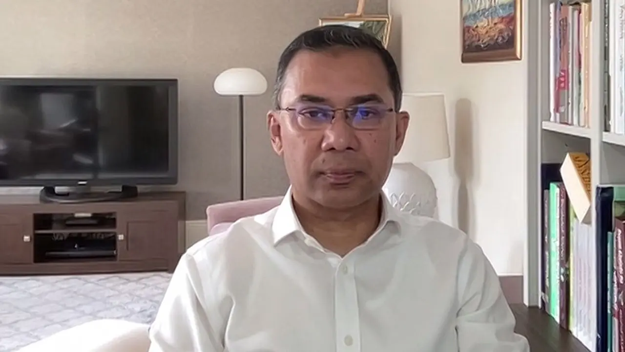 স্বৈরাচার বিদায় নিলেও প্রেতাত্মারা এখনো ঘোরাফেরা করছে