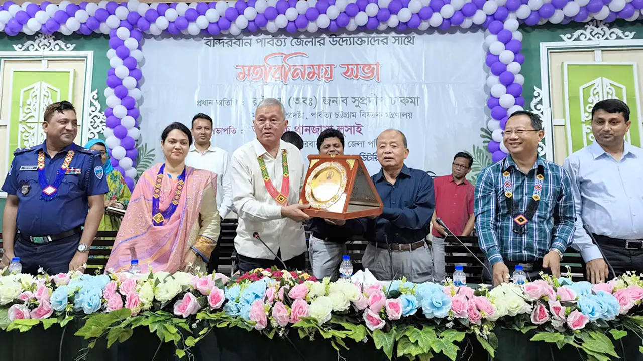 পর্যটকদের কাছে পার্বত্য চট্টগ্রাম এখন মূল আকর্ষণ : সুপ্রদীপ চাকমা