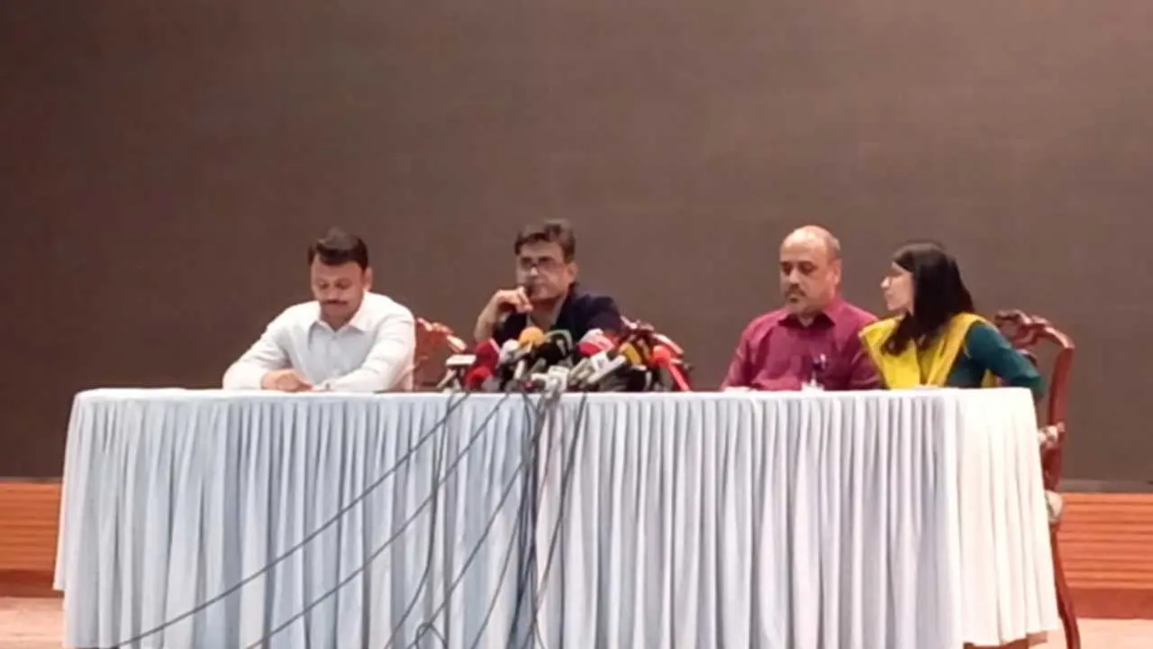 কাতার যাচ্ছেন উপদেষ্টা, আলোচনায় থাকবে এনার্জি-ভিসা-রোহিঙ্গা ইস্যু