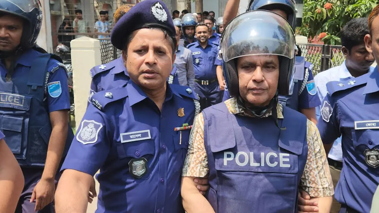 রাজবাড়ীর সাবেক এমপি কাজী কেরামত কারাগারে