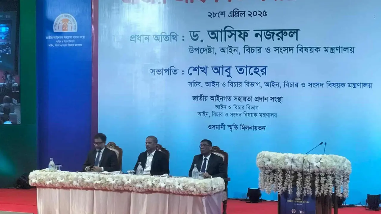ইশরাককে নিয়ে মতামতের অপেক্ষা করেনি নির্বাচন কমিশন : আসিফ নজরুল