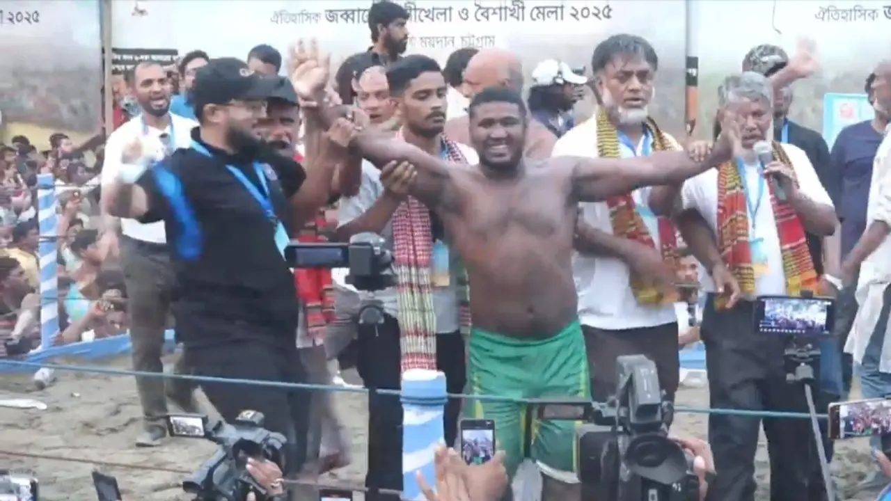 জব্বারের বলীখেলায় আবারও চ্যাম্পিয়ন ‘বাঘা শরীফ’
