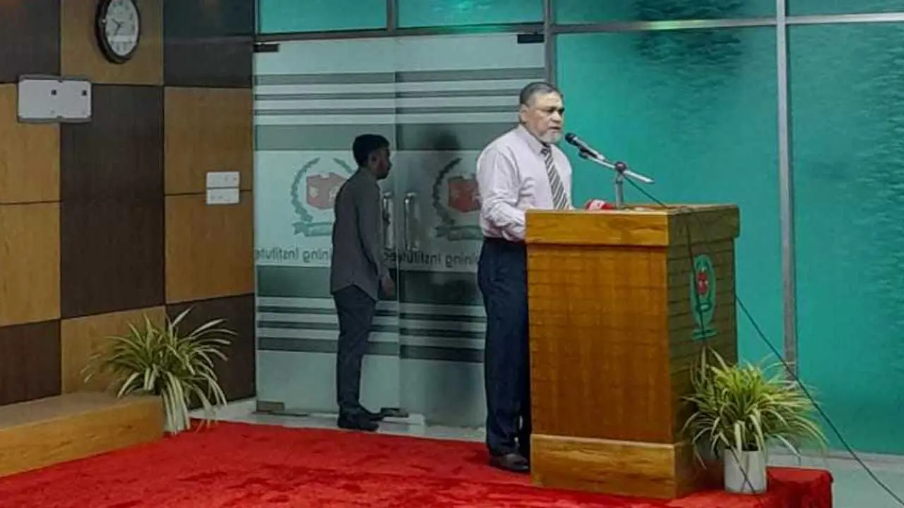 প্রবাসীদের ভোটের সুযোগ খুব সহজ নয় : সিইসি