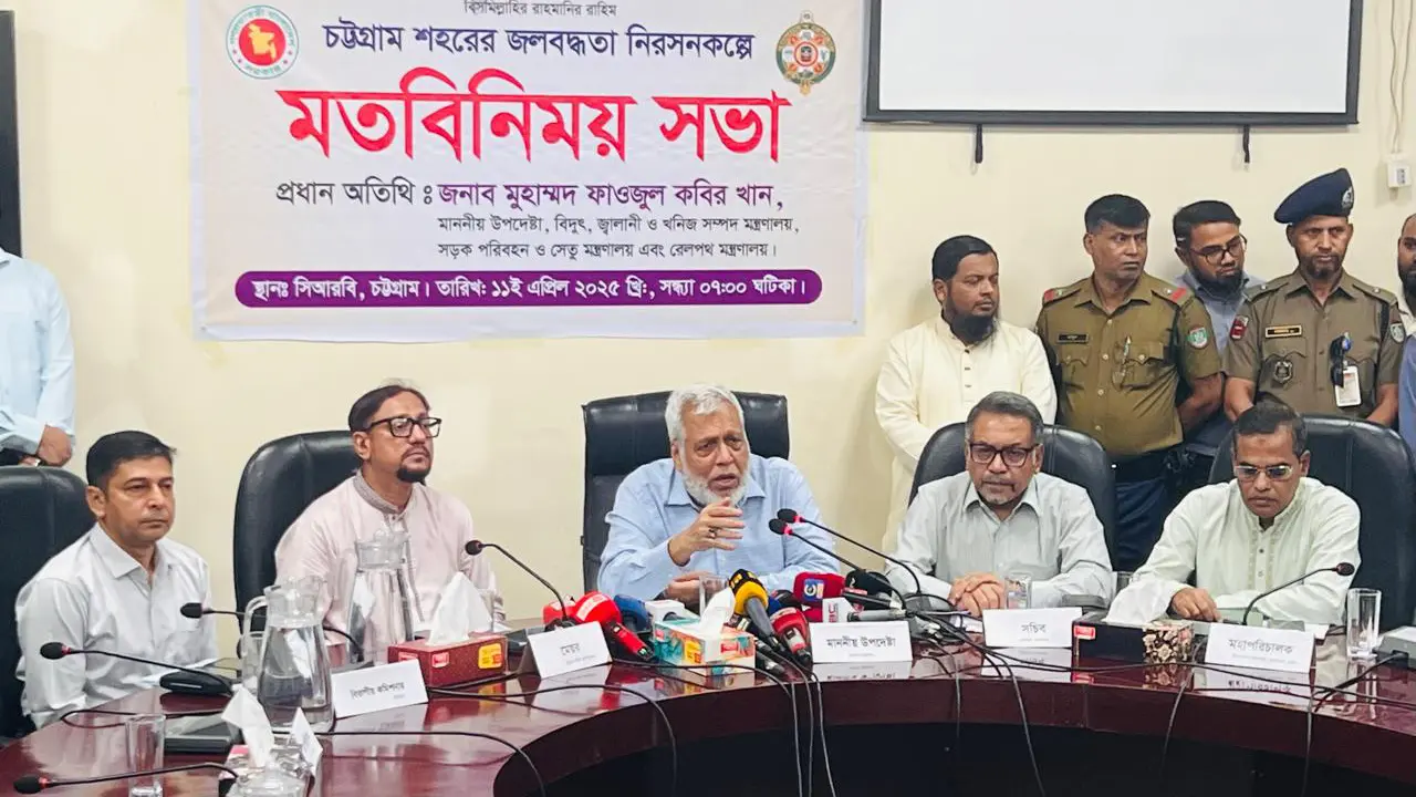 চট্টগ্রাম-কক্সবাজার মহাসড়ক ৬ লেনে উন্নীত করা হবে : উপদেষ্টা