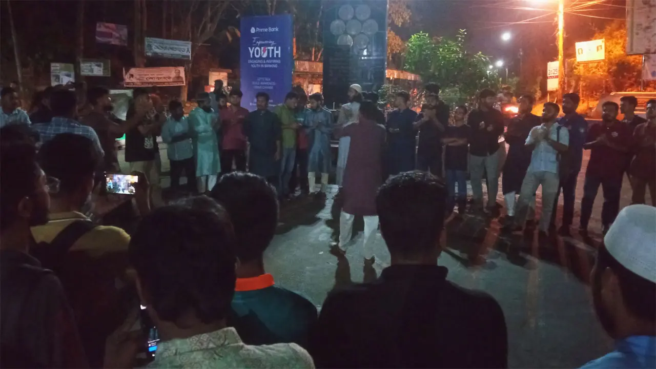 ‘কুয়েট ভিসির অপসারণ আমাদের একমাত্র দাবি’