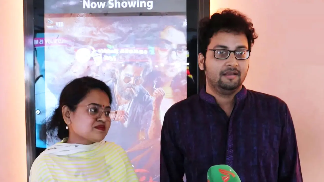 ‘জংলি’ সিনেমা দেখে সন্তান দত্তক নেওয়ার সিদ্ধান্ত দম্পতির