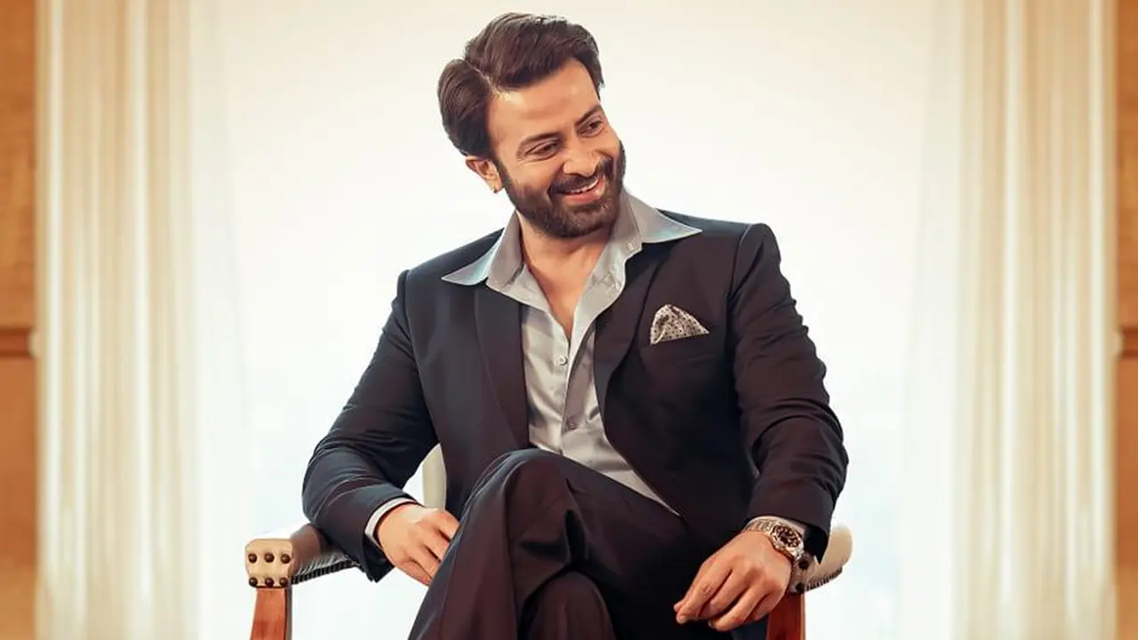 পাইরেসি নিয়ে যে বার্তা দিলেন শাকিব খান