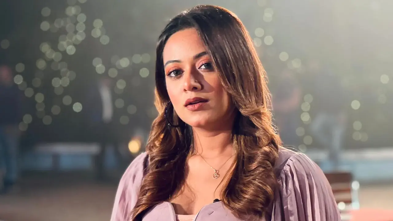 হলে গিয়ে দেখেছি দর্শকরা কাঁদছেন : দীঘি
