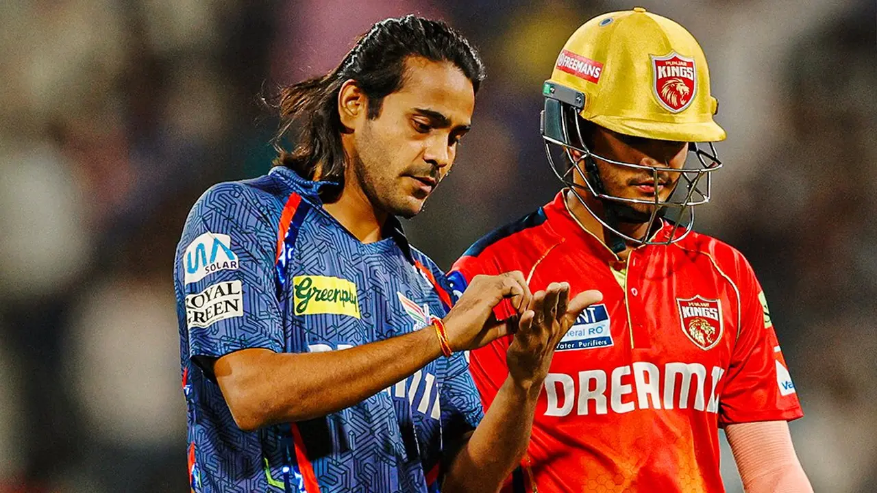 উইকেট উদযাপন করেই কেন শাস্তি ও ট্রোলের শিকার দিগভেশ?