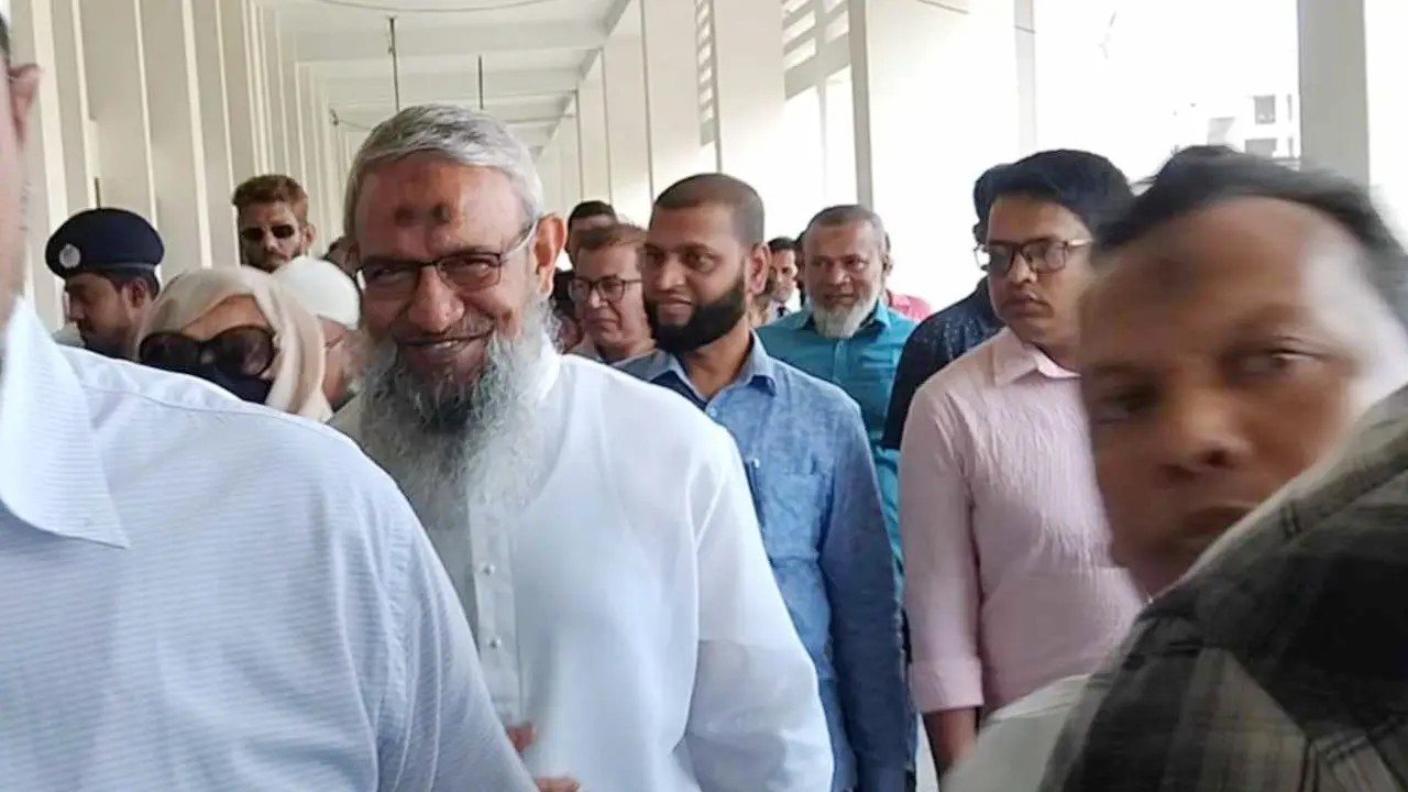 দুর্নীতির মামলায় খালাস পেলেন মোসাদ্দেক আলী ফালু