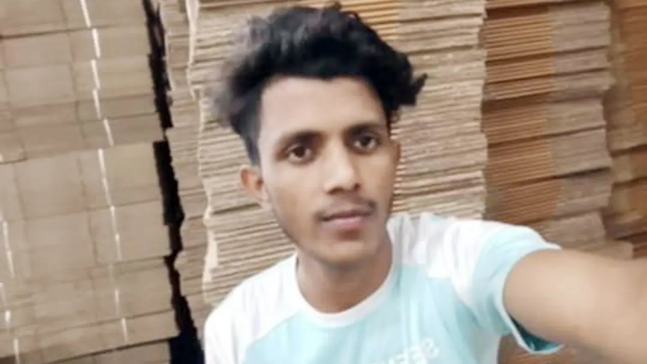 ‘পৃথিবীর মানুষ বড়ই নিষ্ঠুর’ লিখে পোশাক কর্মীর আত্মহত্যা