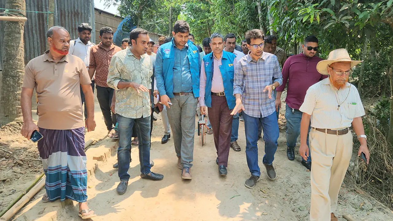গোয়ালন্দে সড়ক নির্মাণে অনিয়ম, অভিযানে দুদক