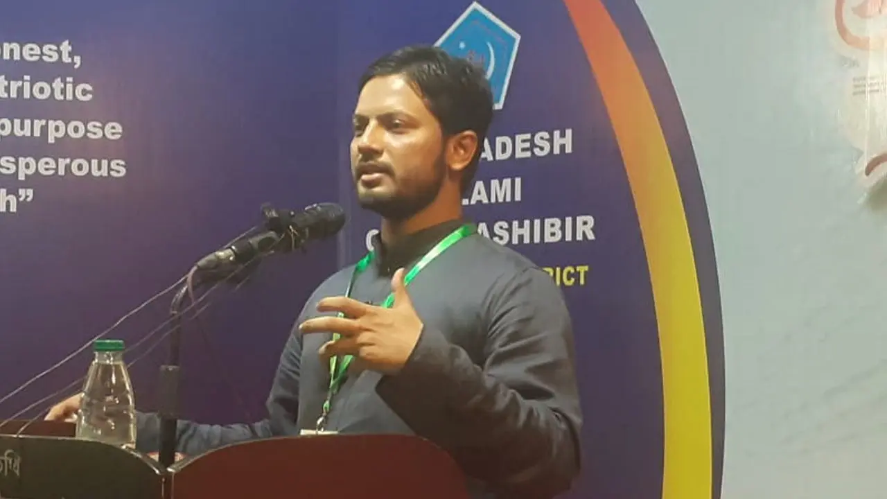 যারা ফ্যাসিবাদকে পুনর্বাসনের চেষ্টা করছে, তারা বোকার স্বর্গে আছে