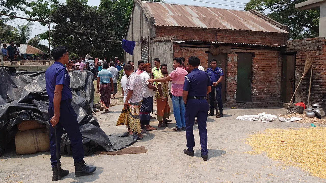 পাওনা টাকা চাওয়ায় মুদি দোকানিকে পিটিয়ে হত্যার অভিযোগ