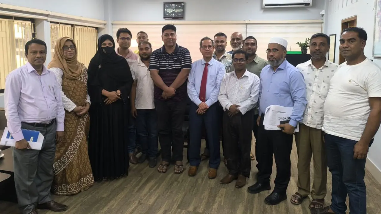 পোল্ট্রি খাতের সমস্যা সমাধানে সরকারের ইতিবাচক বার্তা