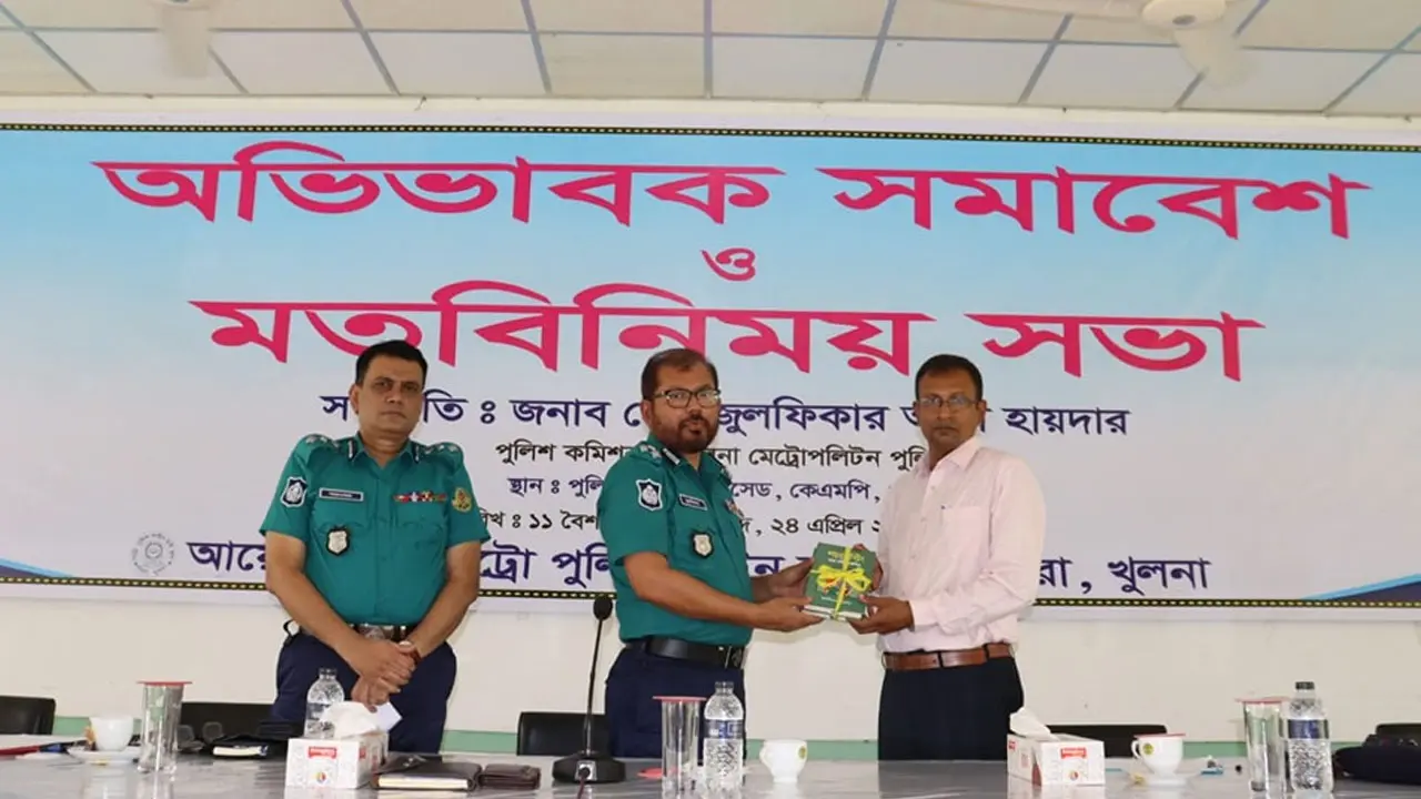 শিশুদের সবজান্তা বানানোর প্রতিযোগিতায় লিপ্ত হবেন না