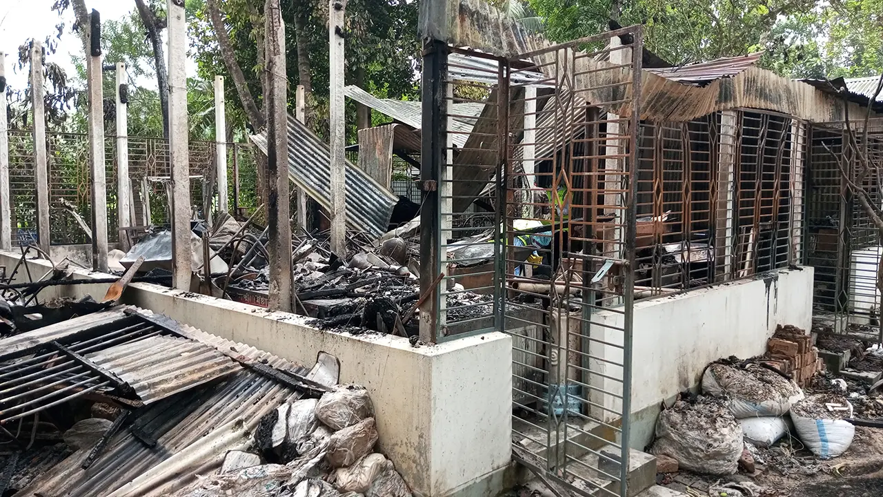 ভাস্কর্য শিল্পীর বাড়িতে আগুন : ৬ সদস্যের তদন্ত কমিটি গঠন