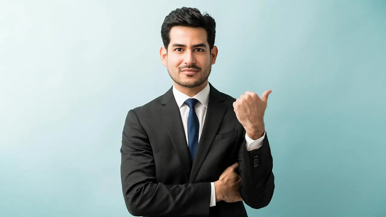 কীভাবে আরও আত্মবিশ্বাসী হবেন