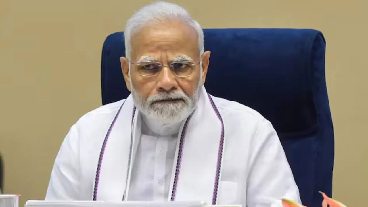 কাশ্মিরে হামলার পর সৌদি থেকে তড়িঘড়ি ভারতে ফিরলেন মোদি