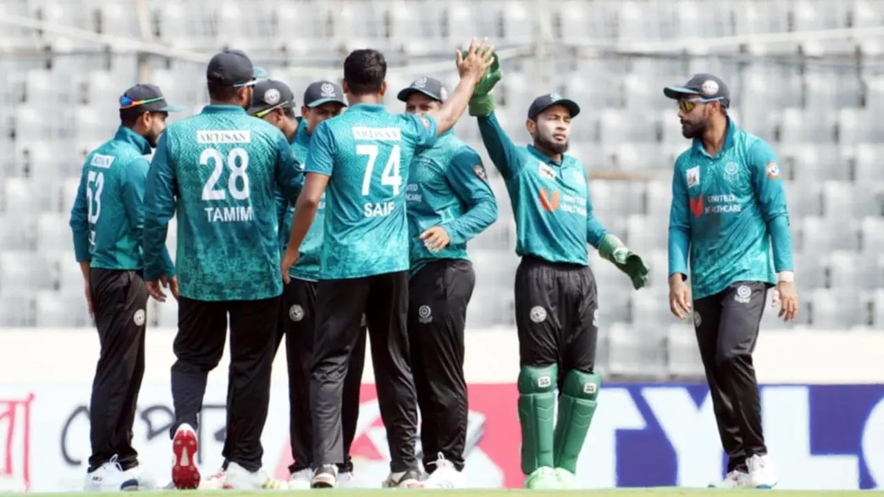 তামিম না থাকায় মোহামেডানের অধিনায়ক হচ্ছেন যিনি