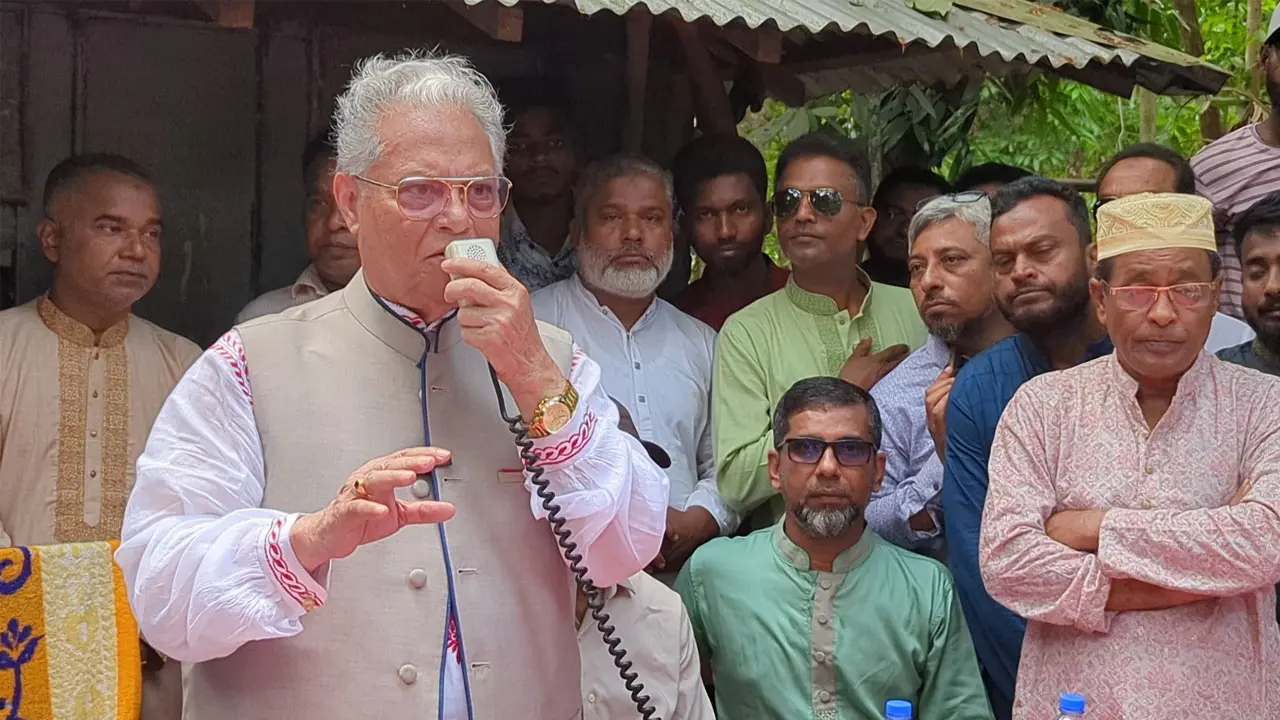 ‘কুরবানির ঈদের আগেই দেশে ফিরবেন খালেদা জিয়া ও তারেক রহমান’