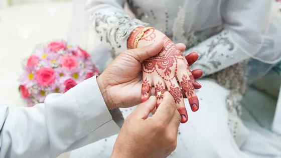 ‘কবুল’ বলা ছাড়াও যেসব শব্দে বিয়ে হয়ে যায়