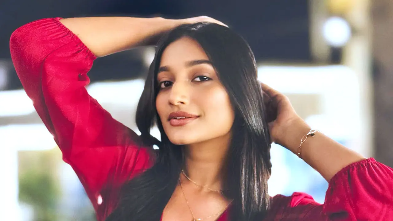 শাকিবের ‘তাণ্ডবে’ কাজ করছেন, জানানোর পরই বাদ পড়েন নায়িকা