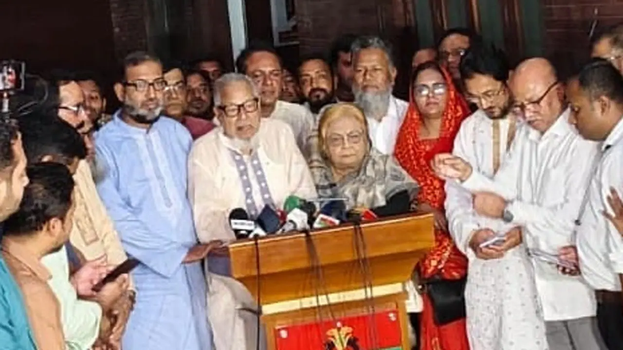 নির্বাচন নিয়ে সরকারের সঙ্গে আমাদের পার্থক্য খুব বেশি না