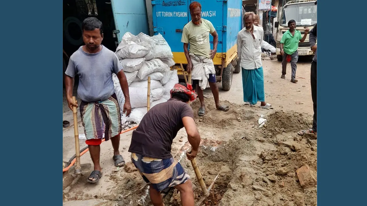 সাভারে অবৈধ গ্যাস সংযোগ বিচ্ছিন্ন