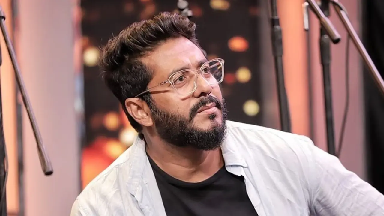 হিন্দি ধারাবাহিকে পরিচালনা করছেন রাজ চক্রবর্তী!