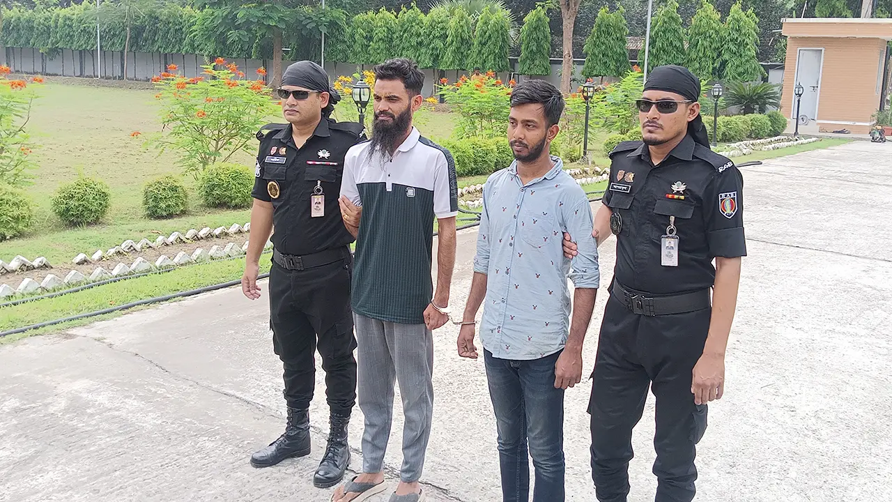 মেয়েকে উত্ত্যক্তের প্রতিবাদ করায় বাবা খুন : গ্রেপ্তার আরও ২
