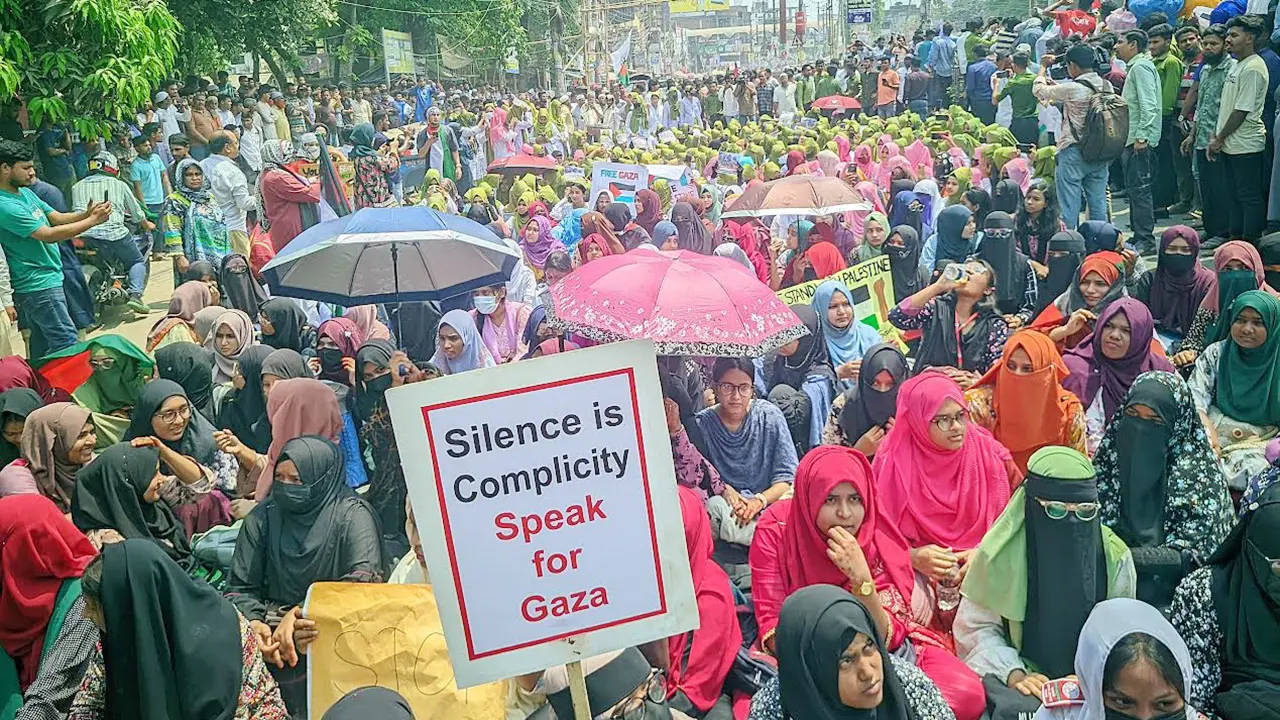 ‘মন কাঁদে কিন্তু আমরা তো নিরুপায়’ 