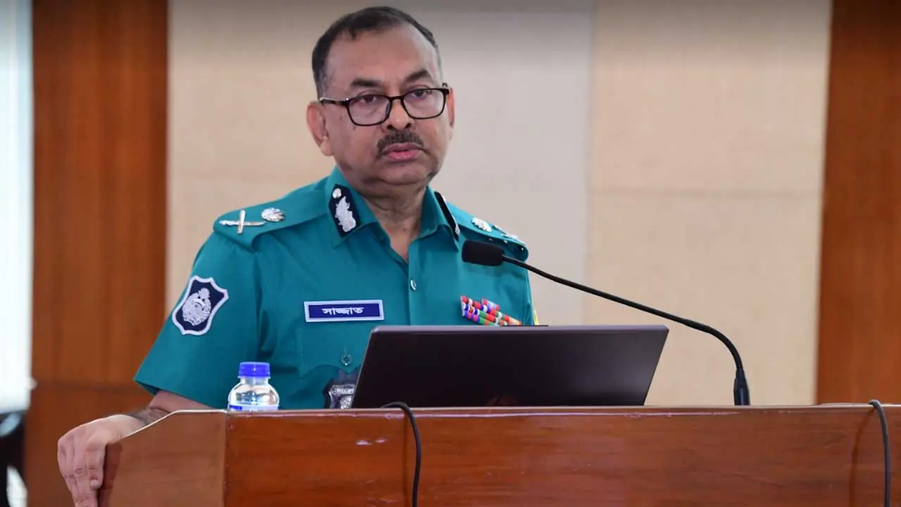 আড়ালের চেষ্টা নয়, অপরাধ হলেই মামলা