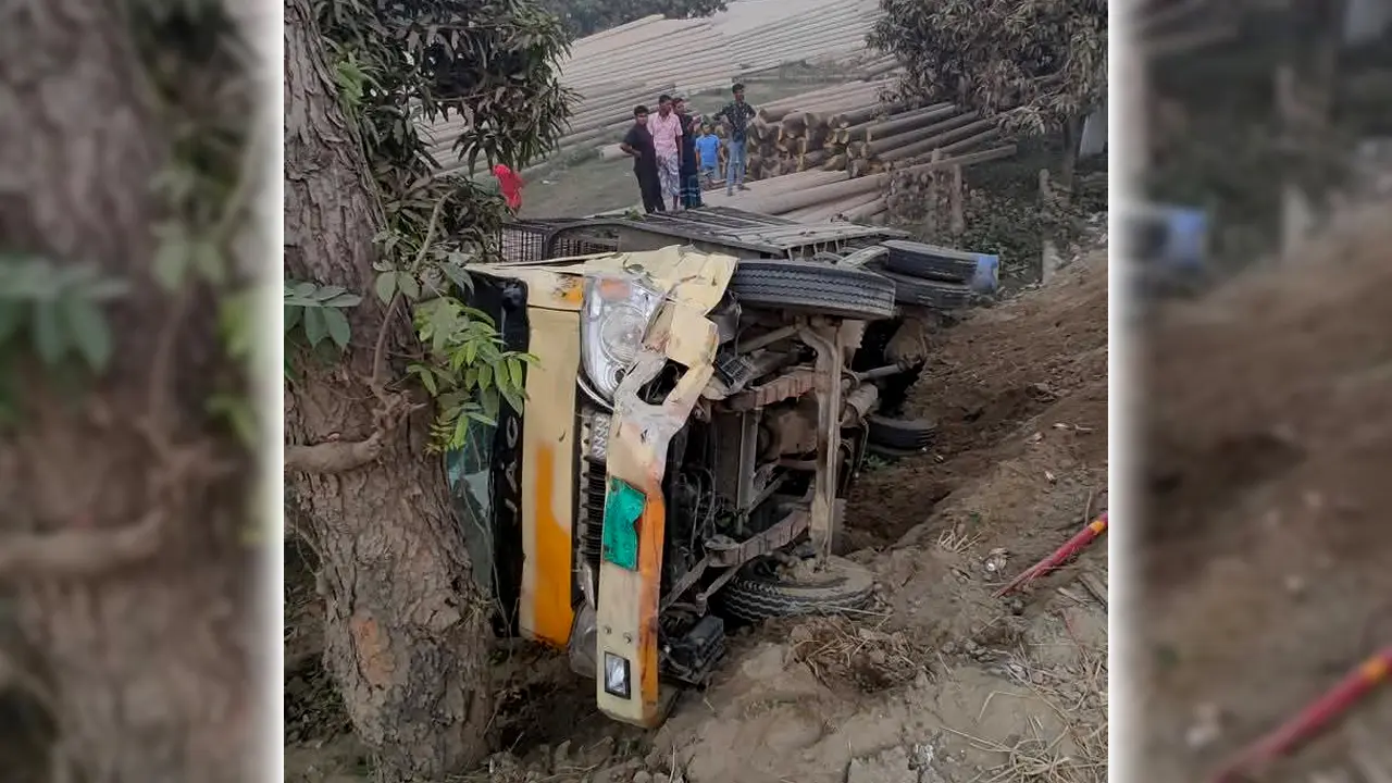 সিরাজগঞ্জে ট্রাক-অটোভ্যান সংঘর্ষে শিশুসহ নিহত ২
