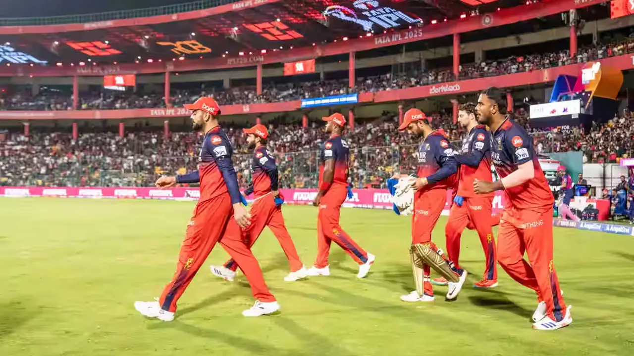 IPL Points Table : জমে উঠেছে পয়েন্ট টেবিল, প্লে-অফের দৌড়ে কারা?