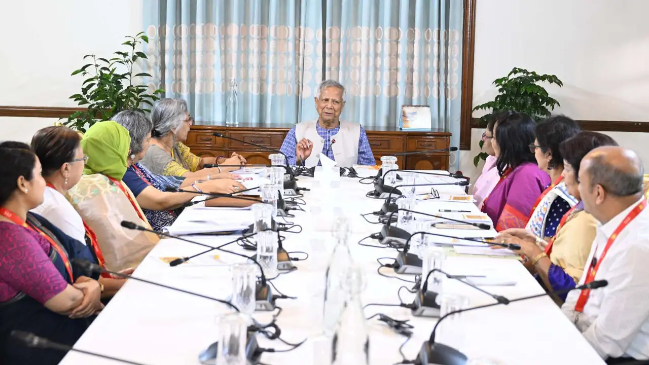 স্থানীয় সরকারে এক-তৃতীয়াংশ নারী প্রতিনিধিত্ব নিশ্চিতের প্রস্তাব