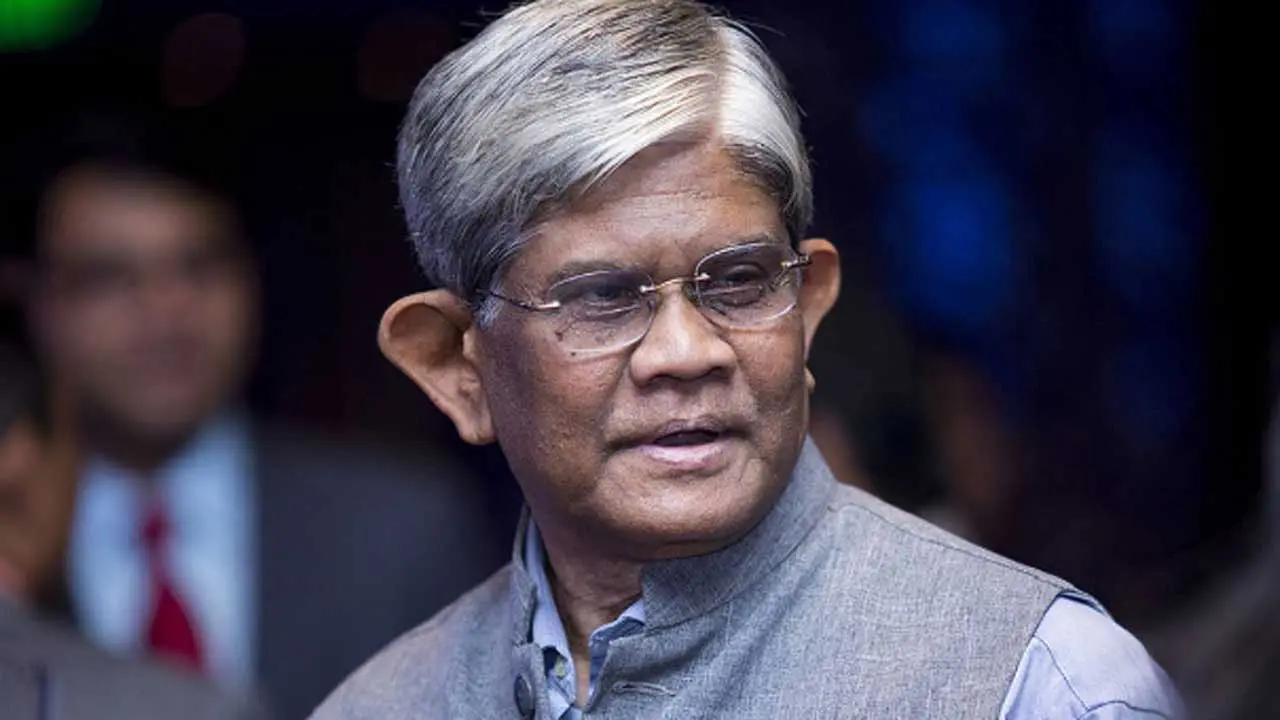 পৃথিবীর কোথাও এভাবে ব্যাংক খাতের অর্থ লুট করা হয়নি : অর্থ উপদেষ্টা