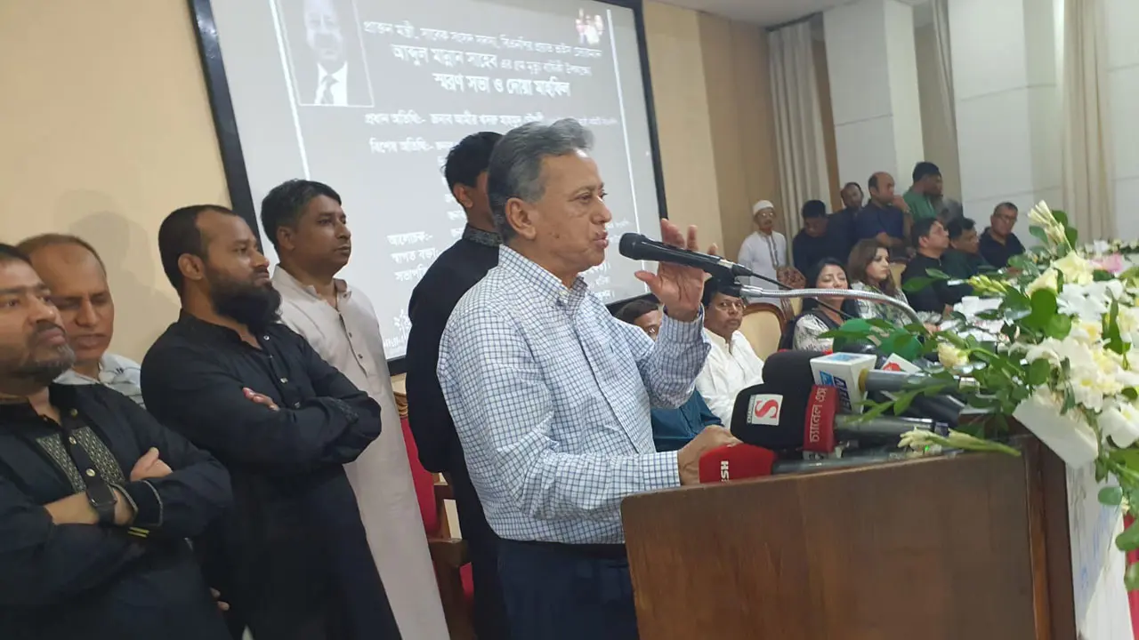 সংসদে সংবিধান সংশোধন হতে হবে : আমীর খসরু