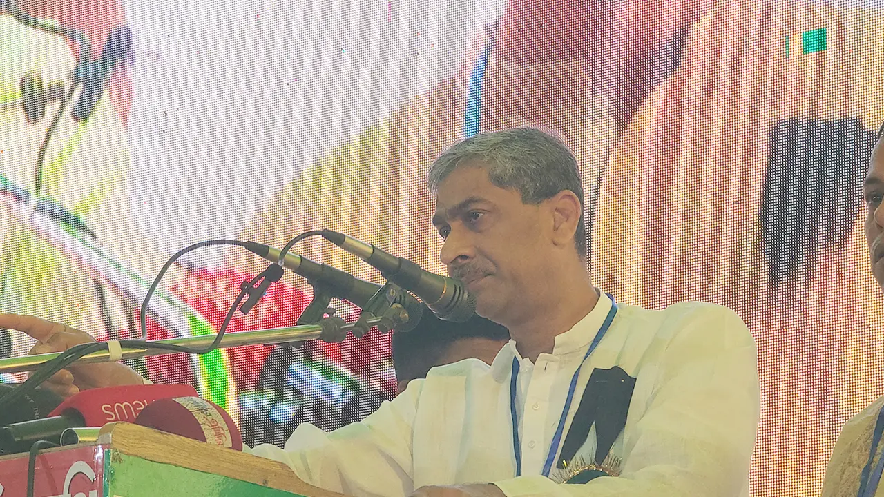 পকেট ভরার জন্য রাজনীতি করতে চাইলে বিএনপি থেকে বিদায় : এ্যানি