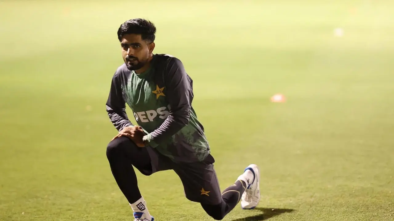 পাকিস্তানের এশিয়া কাপ স্কোয়াডে ফিরতে পারেন বাবর