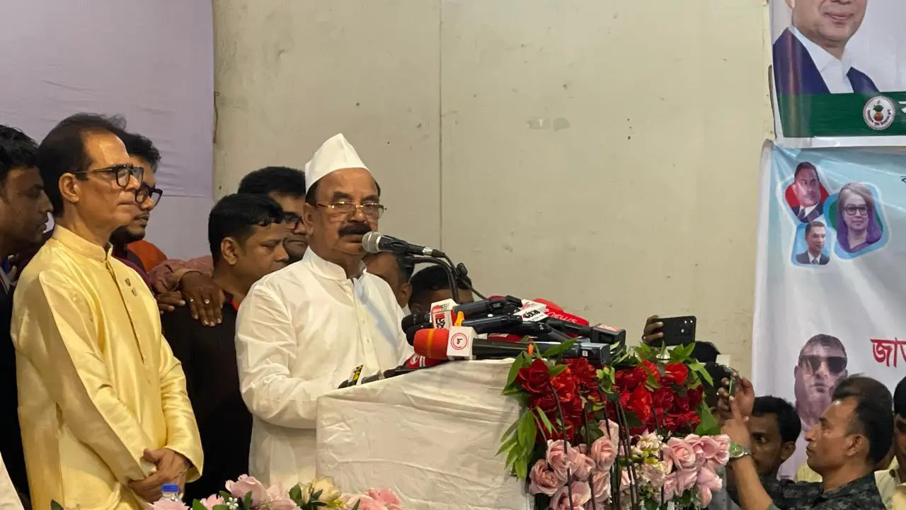 আ.লীগ ও ভারতের জন্য বাংলাদেশে একটা দাঙ্গা প্রয়োজন : গয়েশ্বর