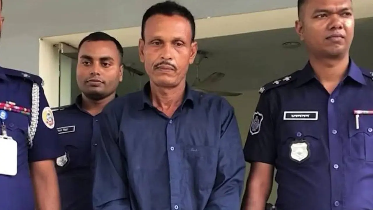 সেজো ভাইয়ের চোখ উৎপাটনের ঘটনায় ছোট ভাই গ্রেপ্তার