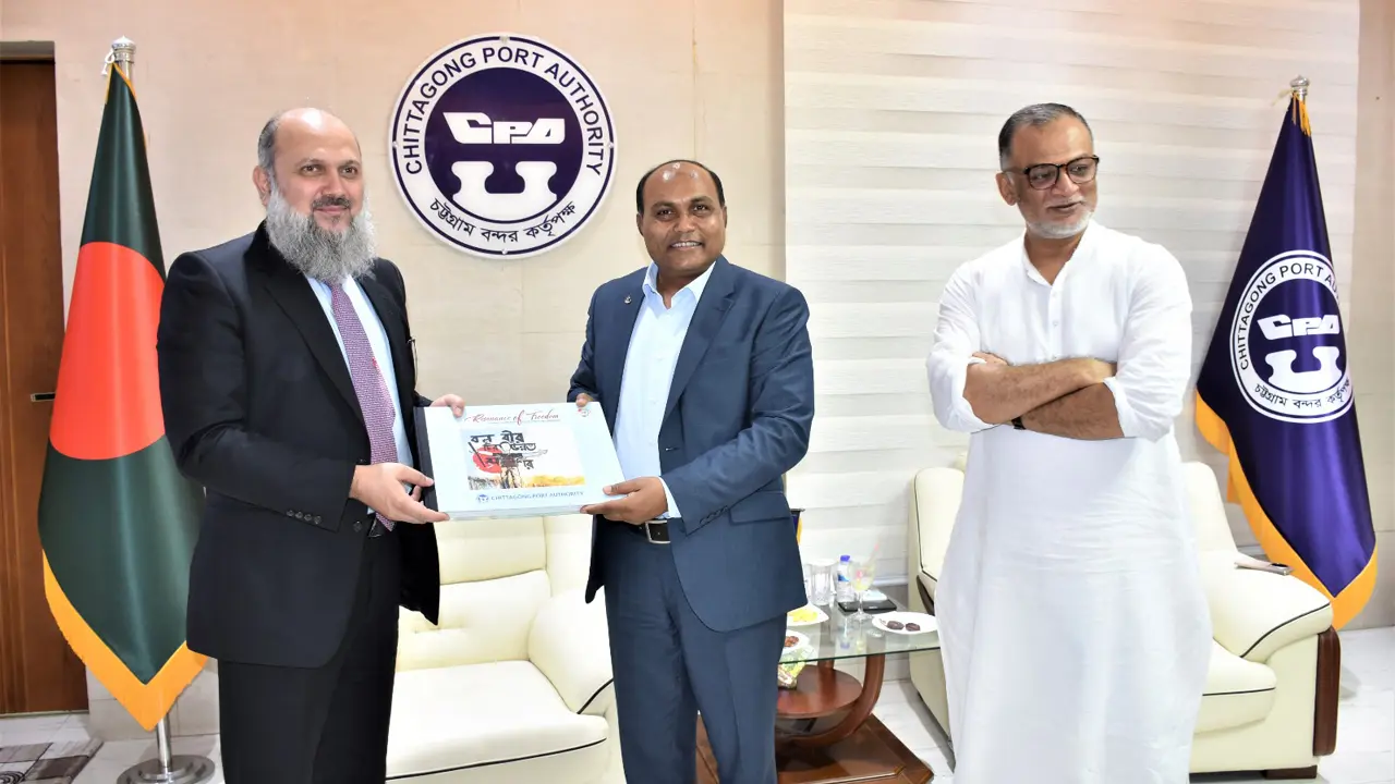 আমদানি-রপ্তানি বাড়াতে সহযোগিতার আশ্বাস পাকিস্তানের বাণিজ্যমন্ত্রীর